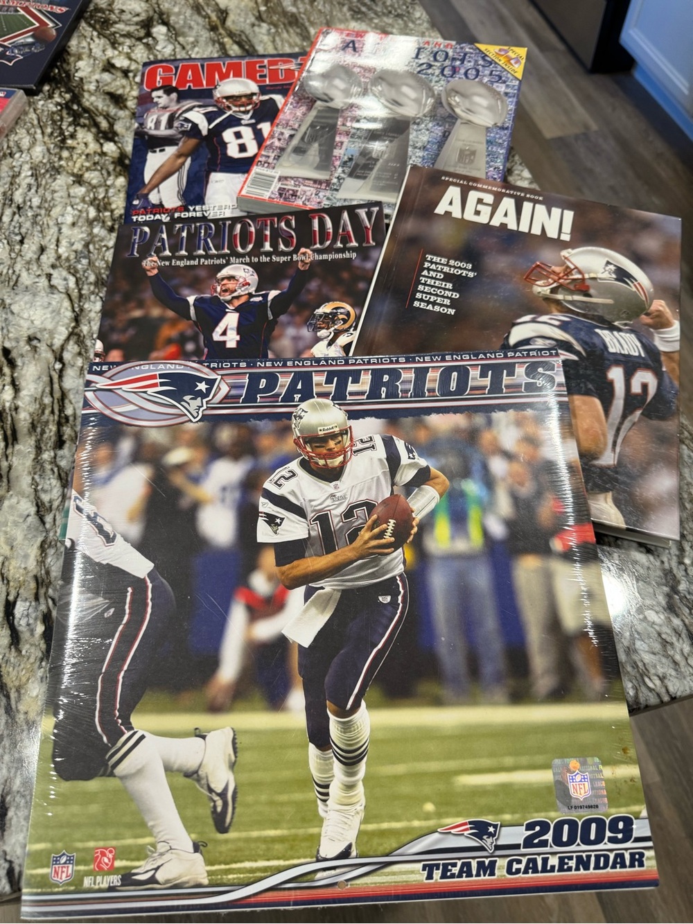 New England Patriots 2009 Team Calendar - Patriots Memorabilia